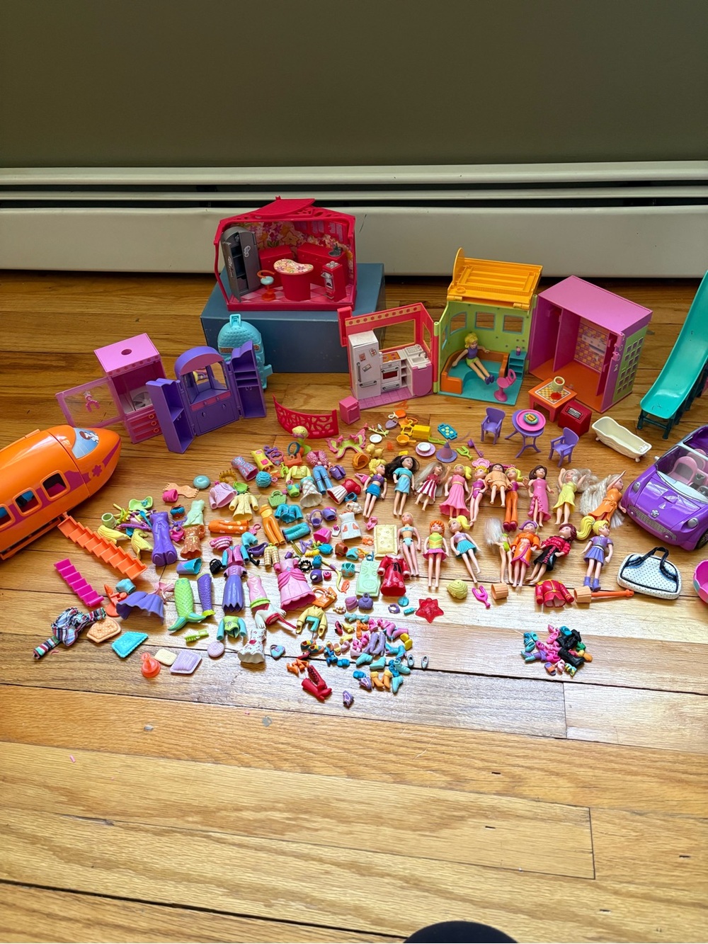 Mattel Polly pockets dolls Accessory Lot